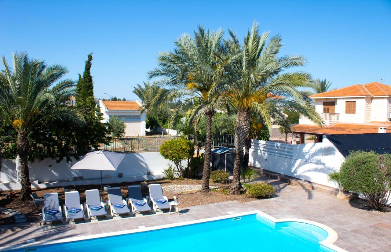 Villa Artemis Larnaca Bagian luar foto