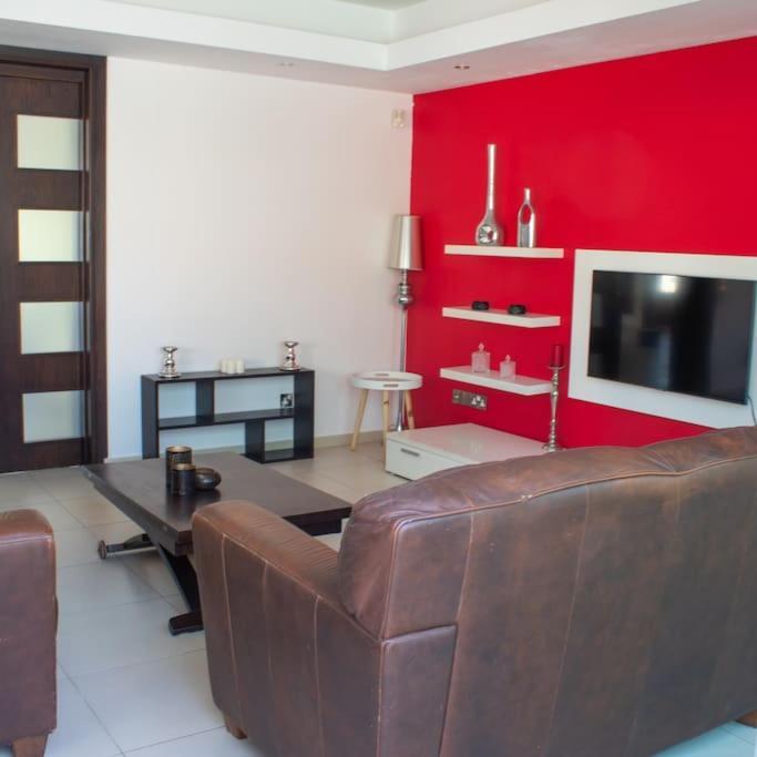 Villa Artemis Larnaca Bagian luar foto