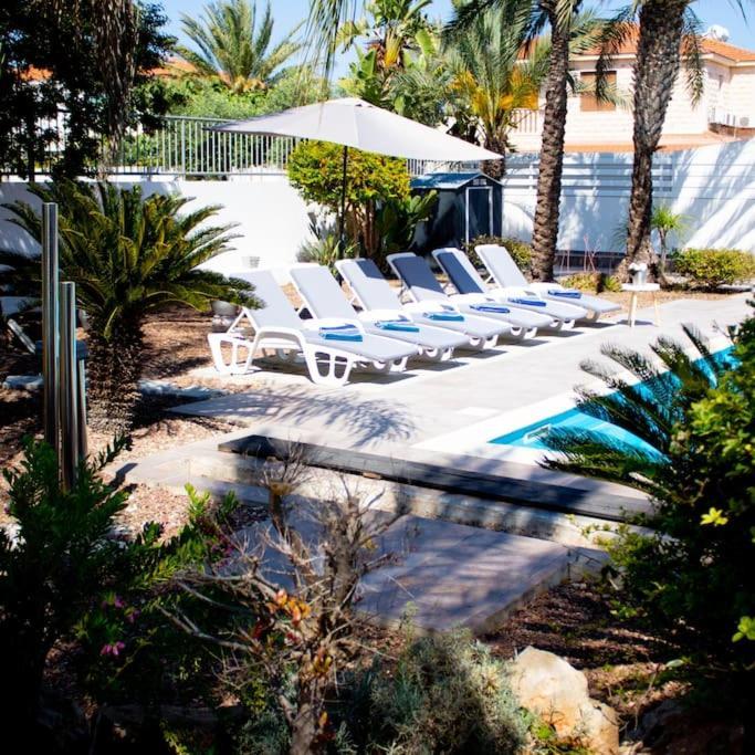 Villa Artemis Larnaca Bagian luar foto