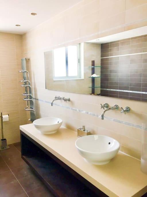 Villa Artemis Larnaca Bagian luar foto
