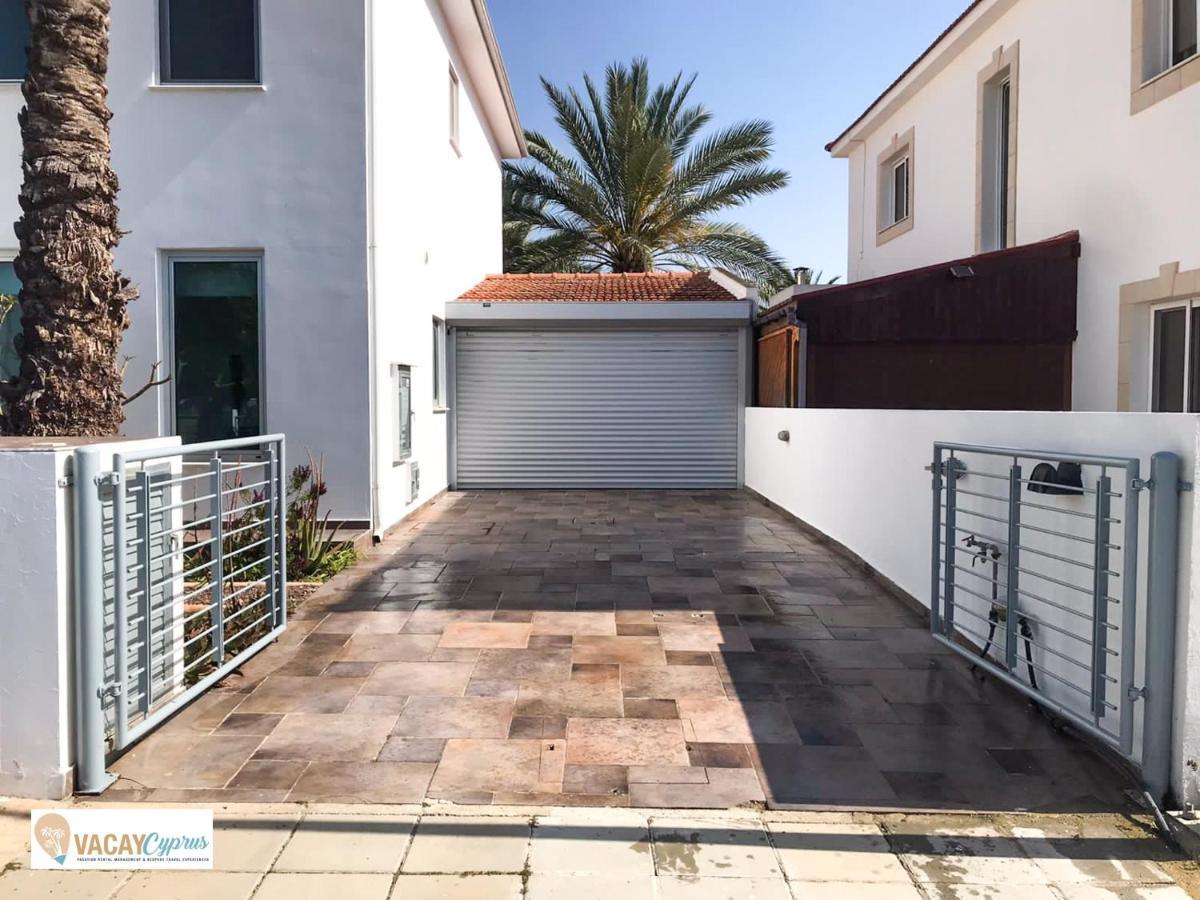 Villa Artemis Larnaca Bagian luar foto